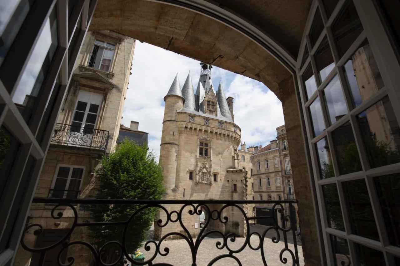 Place Du Palais Бордо Экстерьер фото